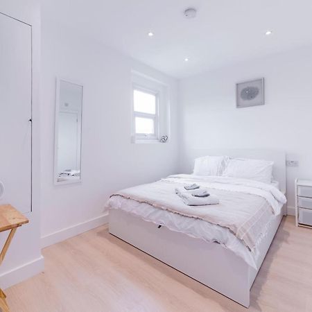 Quiet cosy rooms Harrow Buitenkant foto